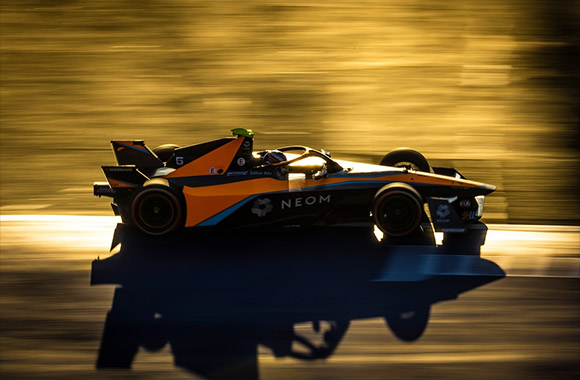 Neom McLaren Drivers hoping to do Saudi Arabia proud at the Formula e 2023 core Diriyah e-prix Double-header