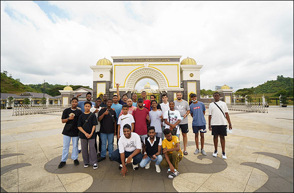 Tanweer Jameel Programme Celebrates 40 Remarkable Orphans with Trips to Thailand and Japan