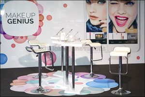 Now, Digital Beauty that will change the way you experience Make-up. New Make Up Genius from L'oréal Paris