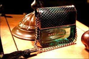 Marc Jacobs Decadence.