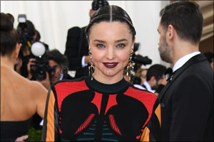 Elizabeth Arden: Miranda Kerr, Get The Look -  2016 Met Gala, Manus x Machina: Fashion in an Age of Technology