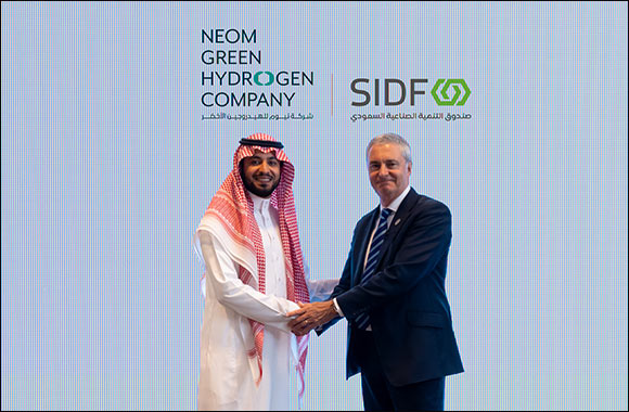 NEOM Green Hydrogen Company Signs Facility Agreements