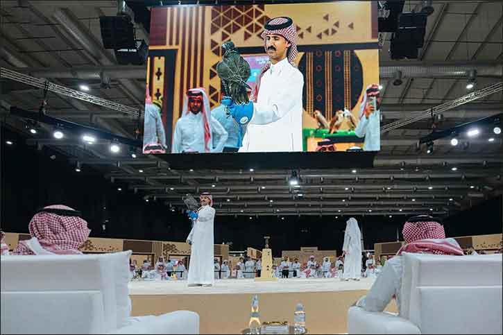 Three Falcons Sold on Ninth Night of International Falcon Breeders Auction 2025