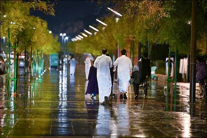 Rain Falls in Madinah