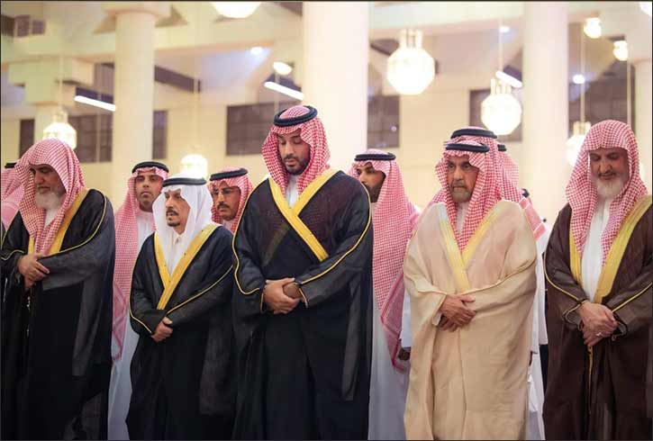 HRH the Crown Prince Performs Funeral Prayer for Late Grand Mufti Sheikh Abdulaziz Al Al-Sheikh