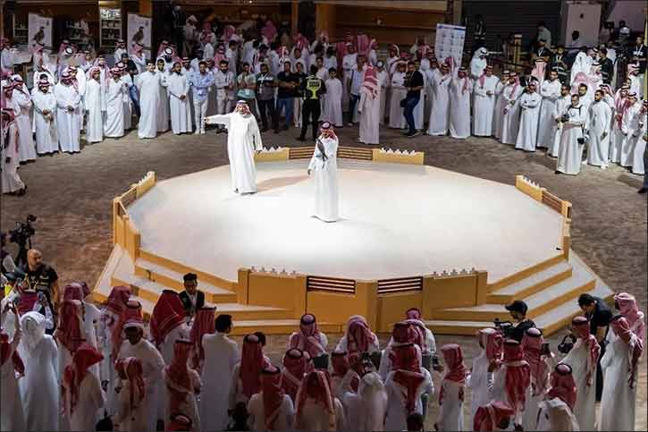 Saudi Falcons Club Auction 2025: Comprehensive Services Uphold Heritage, Support Falconers