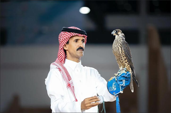Falcon Sells for SAR105,000 on Second Night of Saudi Falcons Club Auction