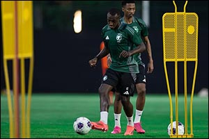 Saudi National Football Team Continues Preparations for Indonesia Match