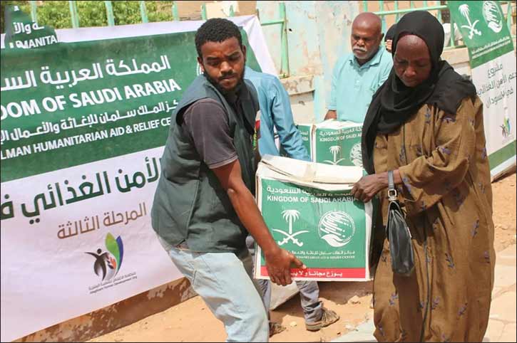 KSrelief Distributes 960 Food Baskets in Sudan's Khartoum