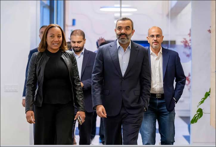 Communications Minister Meets with Waymo CEO to Strengthen Partnerships in Autonomous Driving, Smart Mobility Technologies