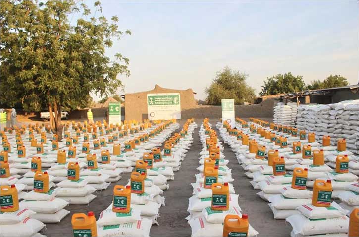 KSrelief Distributes 810 Food Baskets in Chad