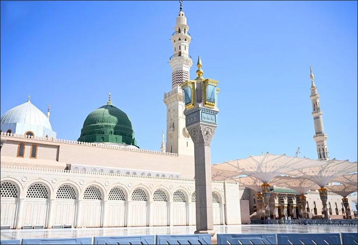 Prophet's Mosque Enhances Visitor Experience with 250 Retractable Umbrellas