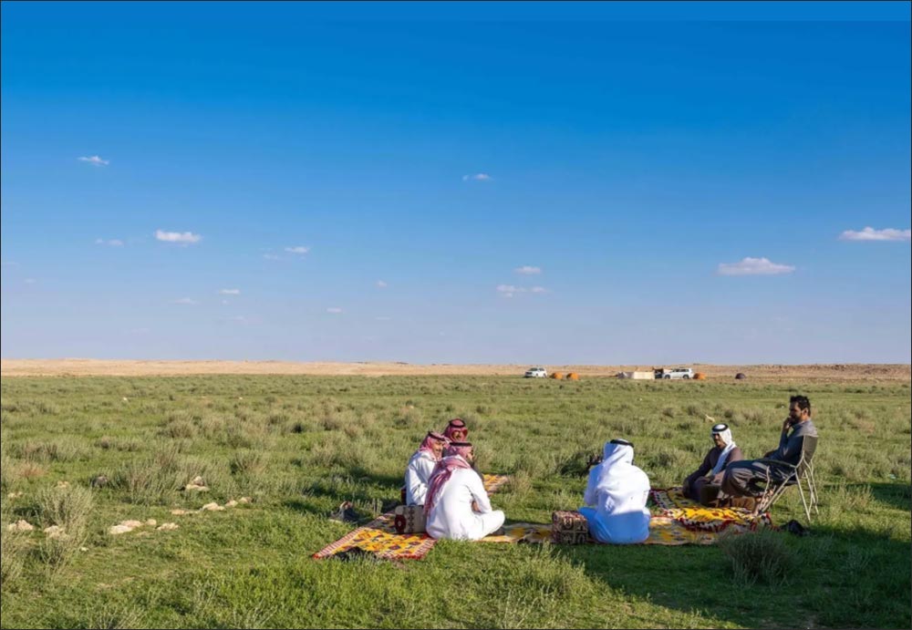 A Picturesque Scene Painted by Rain and Enlivened by Outdoor Picnics in Rafha