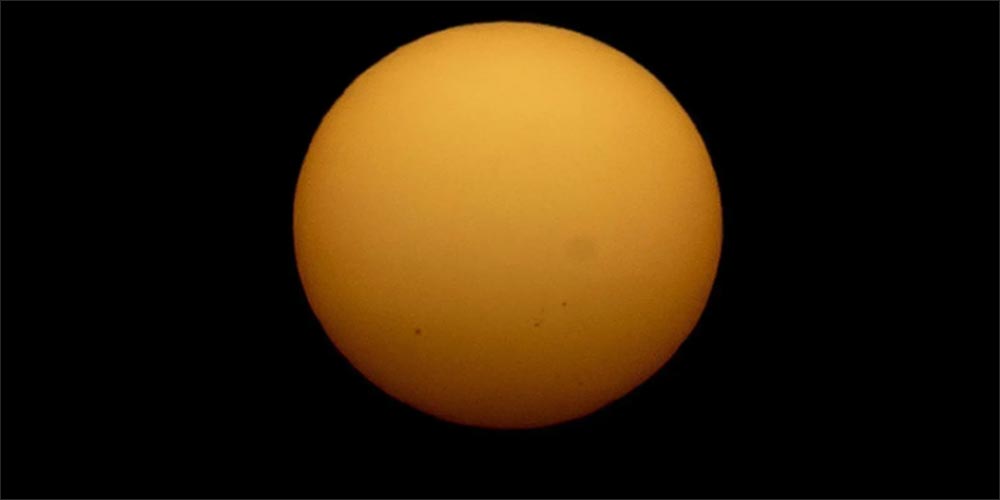 Seven Sunspots Observed in Sky of Arar