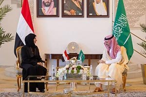 Foreign Minister Receives Yemeni Minister of Foreign Affairs and Expatriates