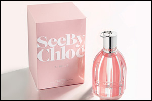 Chloé celebrates summer with SI BELLE limited edition